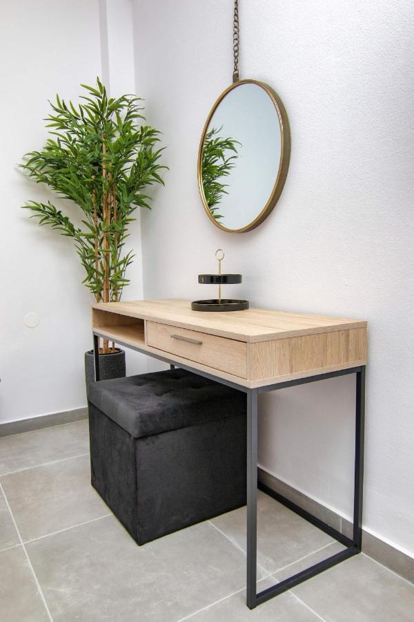 Luxury Apartment In The Center Rhodes City Eksteriør billede